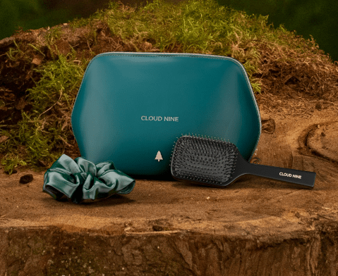 CLOUD NINE The Evergreen Accessories Gift Bag